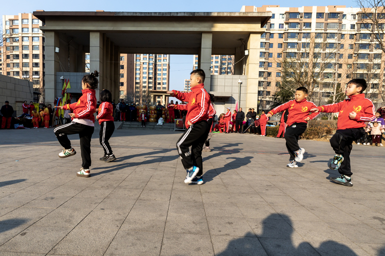 河北阜平：鼓乐齐鸣年味浓 非遗武术闹新春