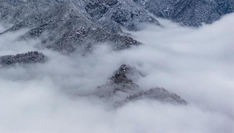 云海胜境 水墨画境