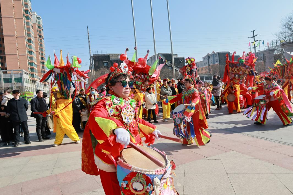 世界共享中国年丨渭南大荔：黄河岸边过大年 文化活动迎新春