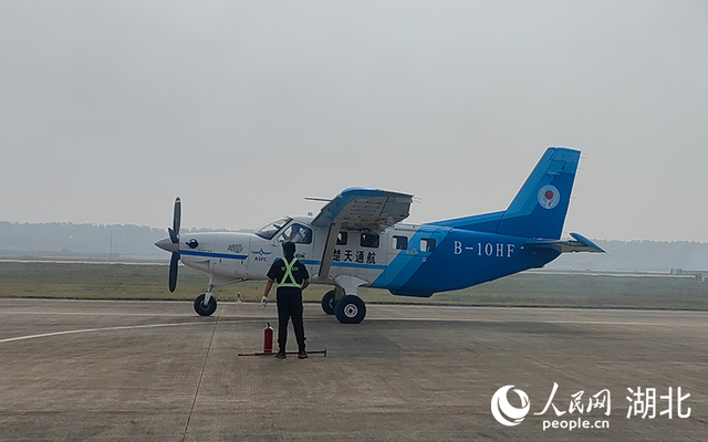 湖北开通首批低空短途客运航线 99元可以从武汉“飞”十堰、荆州