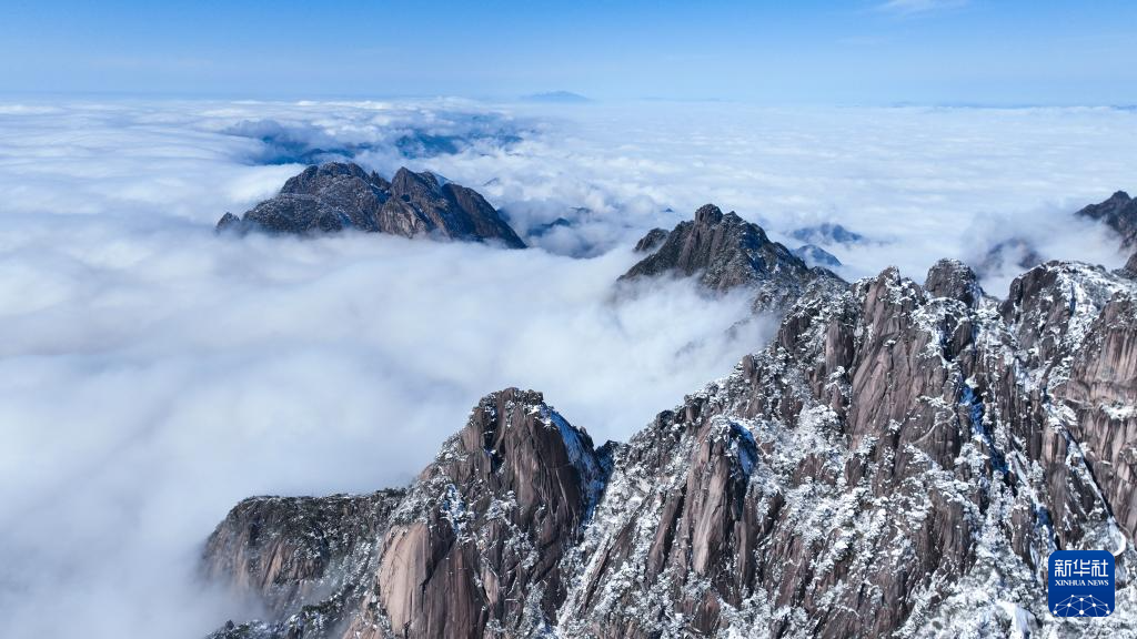 雪后黄山景美如画