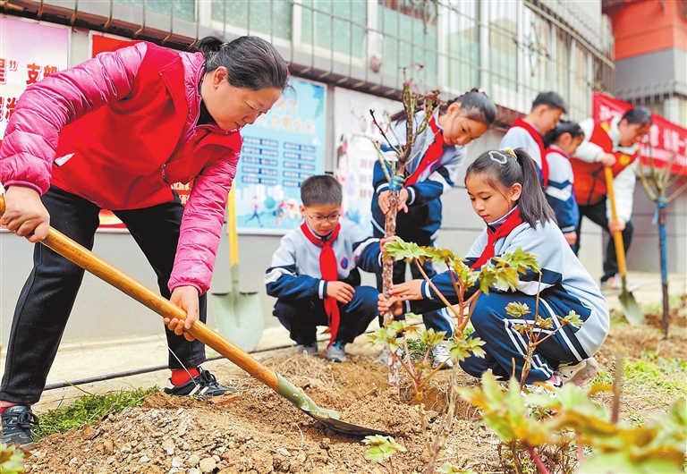 植此青绿染中原——河南省春季植树造林综述