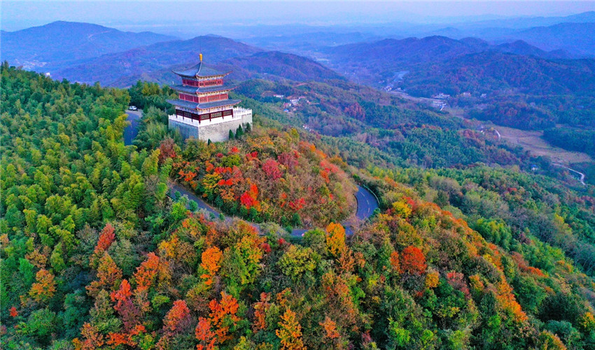 最美的秋丨信阳市固始县：色彩斑斓西九华 如画美景醉游人