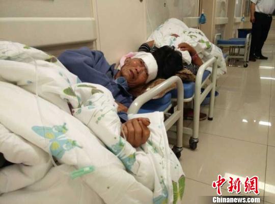 盐城龙卷风致78人死亡 18人应急医疗队连夜赶赴一线