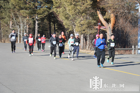 一路向北 2018中国·北极漠河冰雪马拉松激情开跑