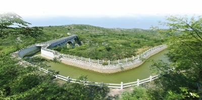 【旅游资讯-图片（页面标题：美哉！“人工天河”跃进渠）】红色教育培训基地别样红 美哉！“人工天河”跃进渠