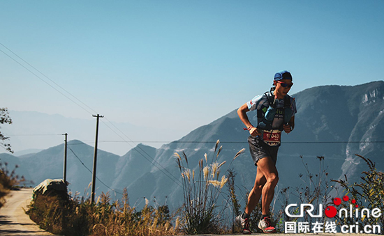 【CRI专稿 摘要】重庆巫山举行2018长江三峡国际越野赛【内容页标题】重庆巫山借长江三峡国际越野赛谋体旅融合发展