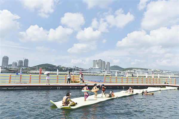 来旅顺塔河湾 看海湾文化节