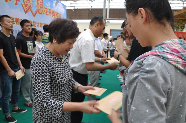 陕西民营企业真心扶贫一直在路上