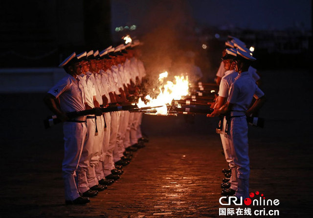 印度海军节将至 士兵进行阅兵彩排