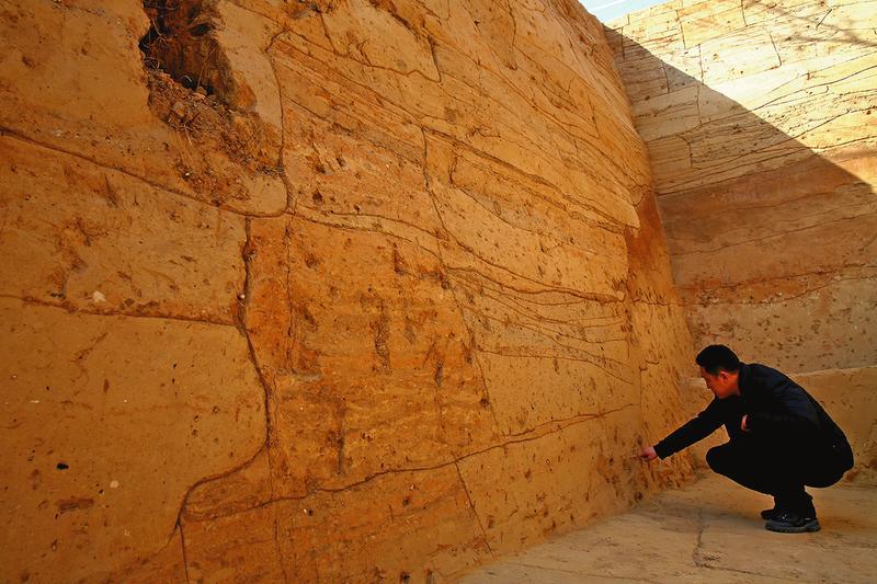 【头条】芦山峁：一座揭示中国4500年前文明的都邑遗址