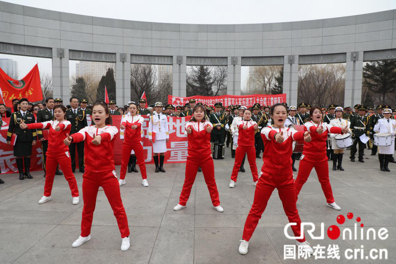 “雷锋精神记忆拳”缅怀雷锋同志