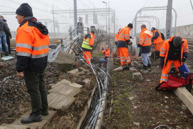 意大利铁路枢纽遭人为纵火致列车大面积延误