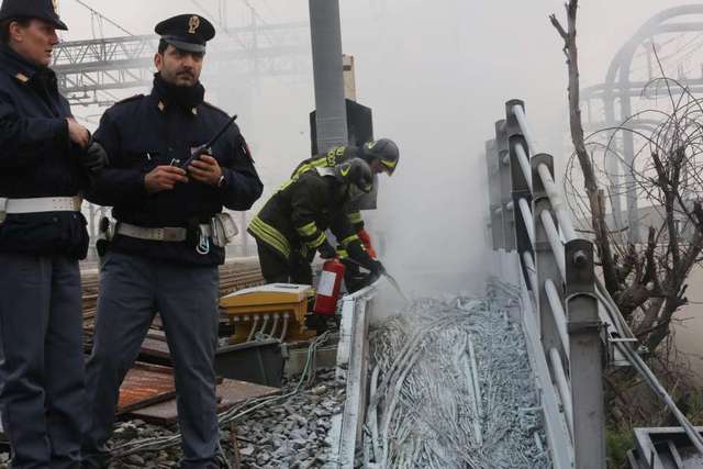 意大利铁路枢纽遭人为纵火致列车大面积延误