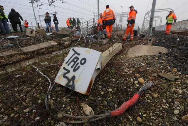 意大利铁路枢纽遭人为纵火致列车大面积延误