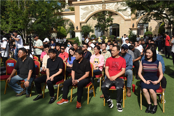 聚焦乡村振兴 电视剧《美丽向阳村》在营口开机