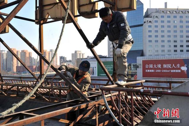 北京“动批”天皓成批发市场摘牌 大量商户已搬迁