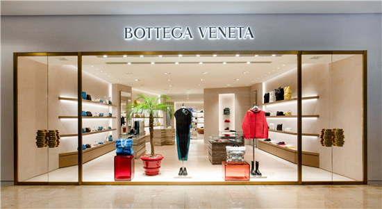 （B 财经图文 三吴大地南京 移动版）BOTTEGA VENETA南京德基广场精品店重装开幕