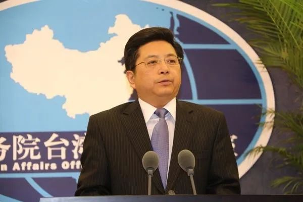 不满意！不满意！民进党上演大型“打脸”现场