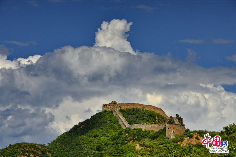 云舞古长城 秋到金山岭