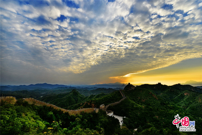 云舞古长城 秋到金山岭