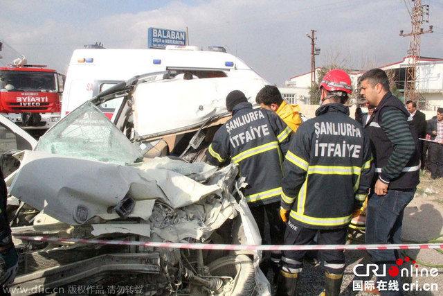 土叙边境人质事件采访车遭遇车祸 1名日本女性死亡