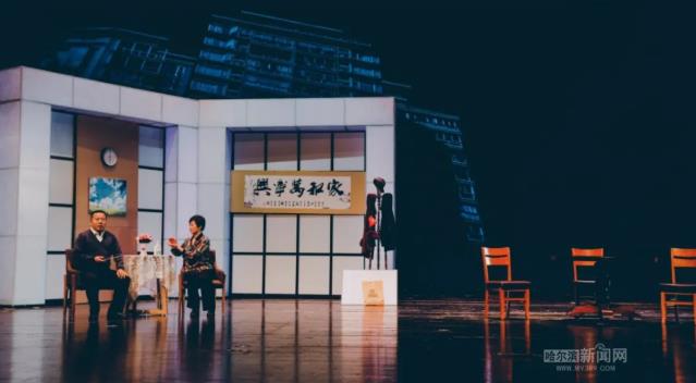 “线下剧场演出+线上网络直播”双渠道联动｜话剧《你是春天》首轮演出引发热烈反响