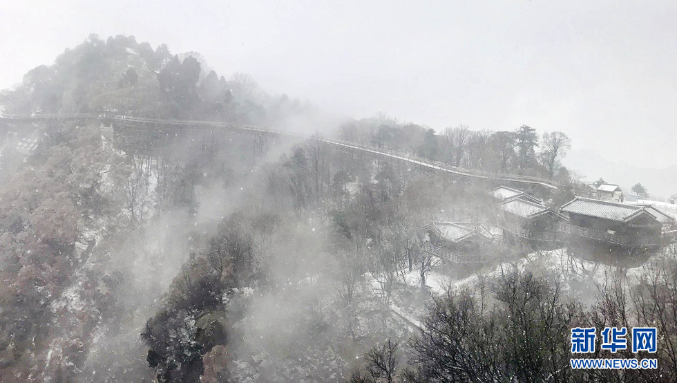 陕西：水墨少华山