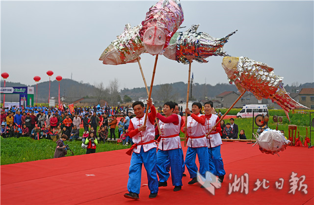 湖北远安：田间地头成非遗展示舞台