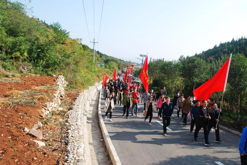 【城市远洋】相约神州初庙 共赏柏尖红叶 林州市第十八届柏尖红叶文化旅游节10月18日开幕