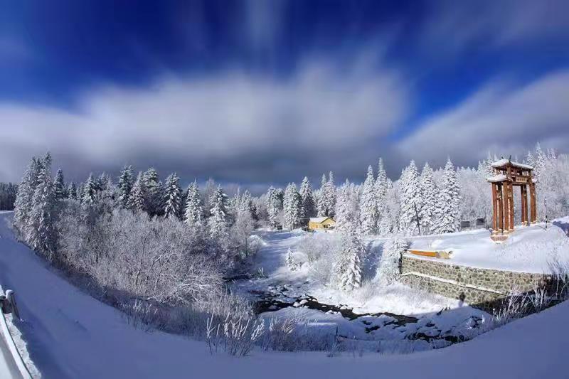 吉林安图老岭雪乡起欢声