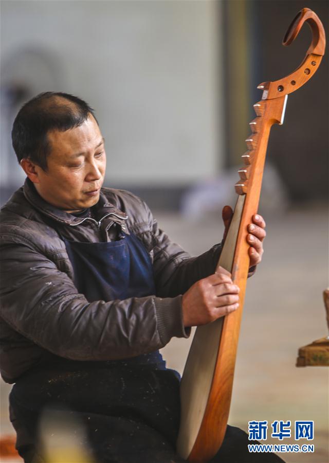 河北饶阳：传统手工技艺助力民族乐器制作发展