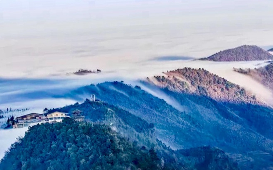 “旅游+”融合发展让贵州六盘水四季有风景