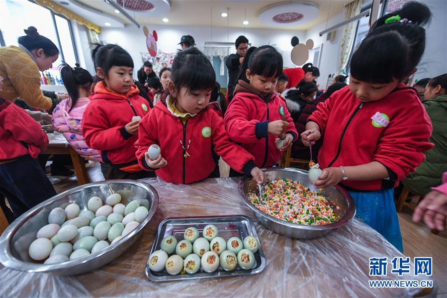 浙江长兴：传统美食迎小雪