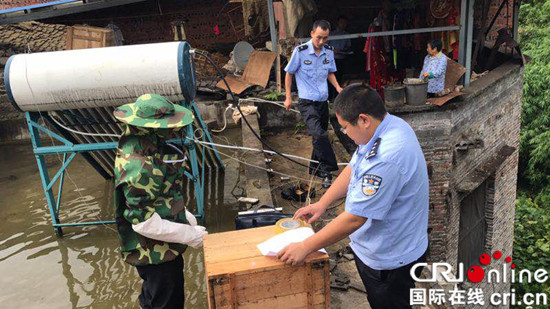 已过审【法制安全】巫溪民警破获多起盗窃蜜蜂蜂桶案