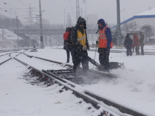 黑龙江多地降雪 各部门全力清雪保畅通