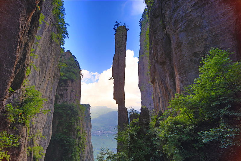 【湖北】【客户稿件】湖北恩施大峡谷挺进全国景区影响力排行榜前三