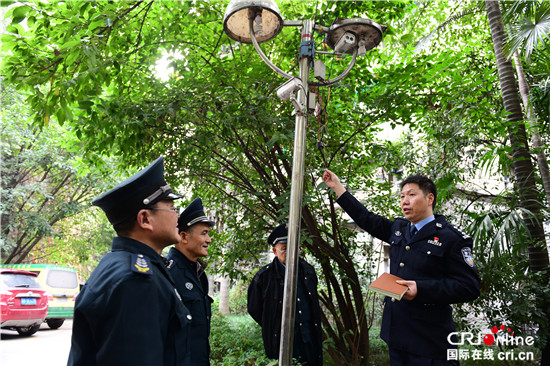 【CRI专稿 列表】重庆民警刘隆友践行“枫桥经验”巧解群众“千千结”【内容页标题】15年坚守 江北民警刘隆友践行“枫桥经验”成“金牌调解”