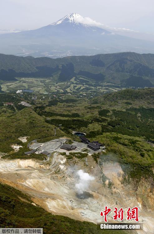 日本箱根山火山地震频发 当局呼吁民众避难