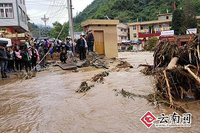 云南镇雄鱼洞乡发生特大洪灾