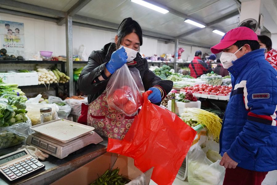 Business gradually resumes operation in China's capital Beijing