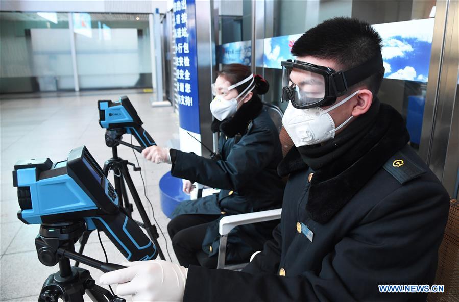 Beijing railway station intensifies preventive measures to curb novel coronavirus epidemic