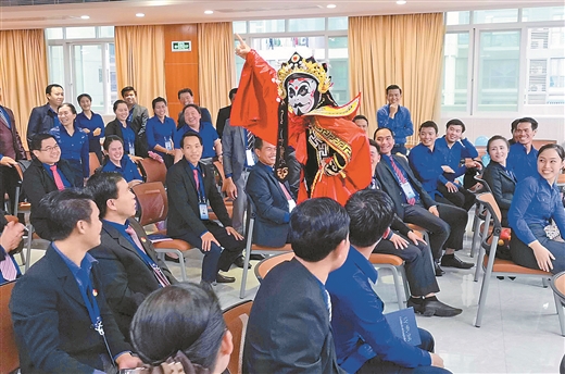 中国（广西）国际青年交流学院举行毕业联谊会