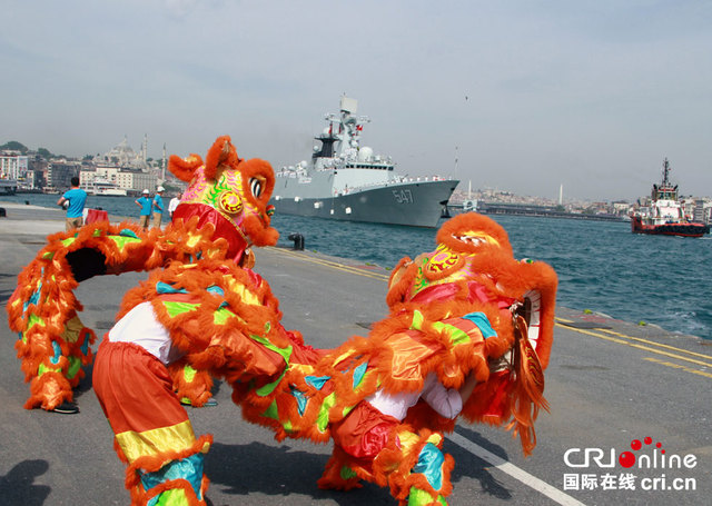 中国海军第十九批护航编队开始对土耳其进行友好访问