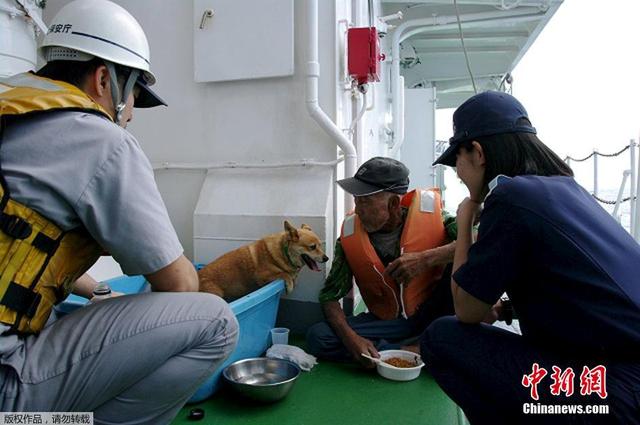 日本鹿儿岛火山喷发 居民被要求离岛