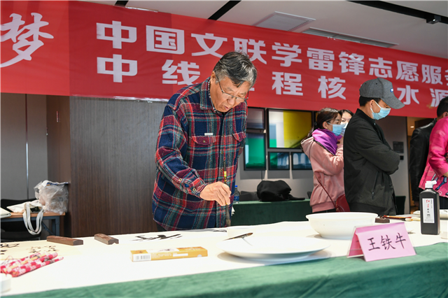 湖北：文艺“繁星”照山岗 “艺”起同圆小康梦