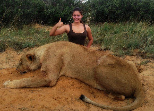 美女主持人与捷克猎手猎幼鹿引争议