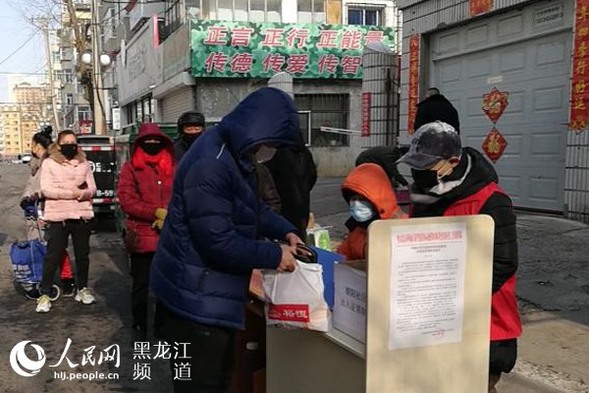 防疫不松劲 | 黑龙江13地市“拉网式”排查防控，干部群众齐上阵