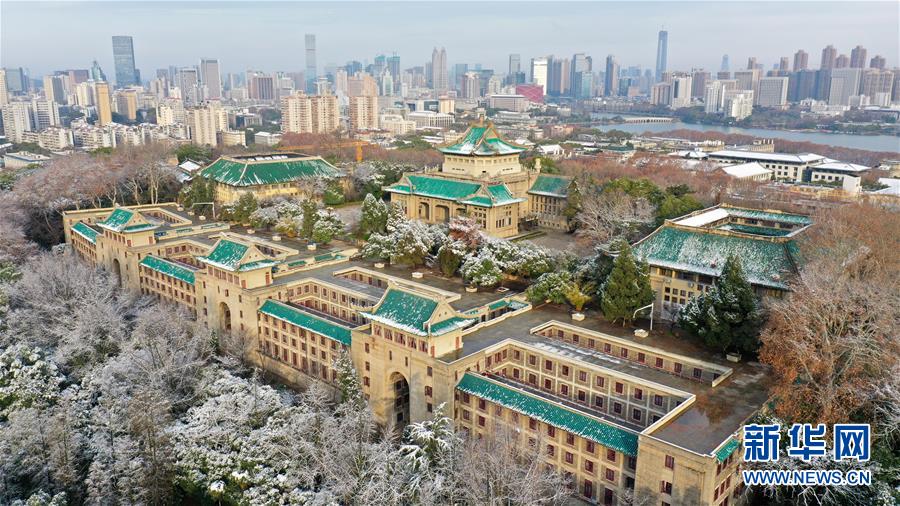 武汉大学雪后如画