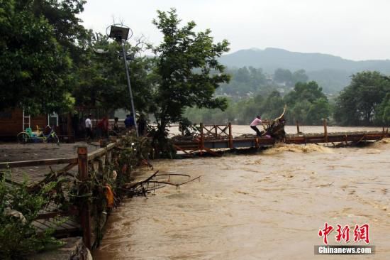 南方地区雨势明显减弱 气象台解除暴雨蓝色预警